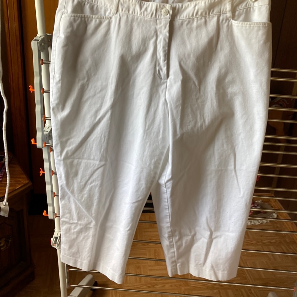 White capris